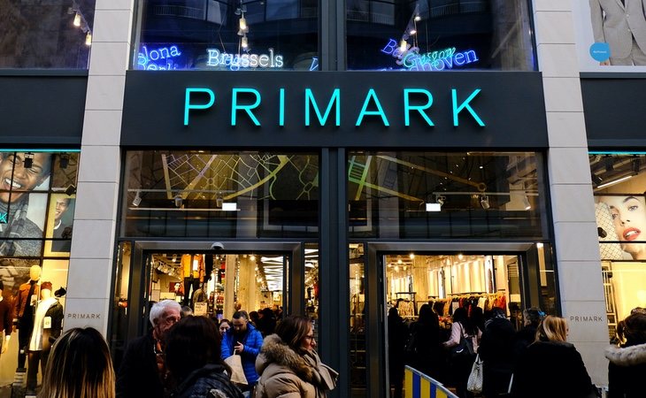 Primark no ve rentable vender artículos low cost a través de internet