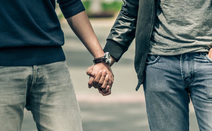 Nivea no ha querido incluir a una pareja gay en una campaña publicitaria