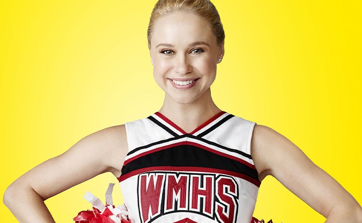 Becca Tobin como Kitty en 'Glee'