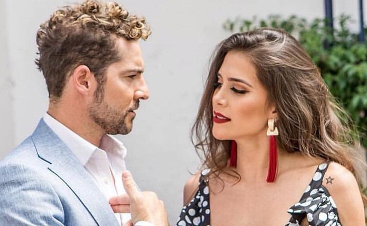 Greeicy ha colaborado con varios artistas españoles como David Bisbal