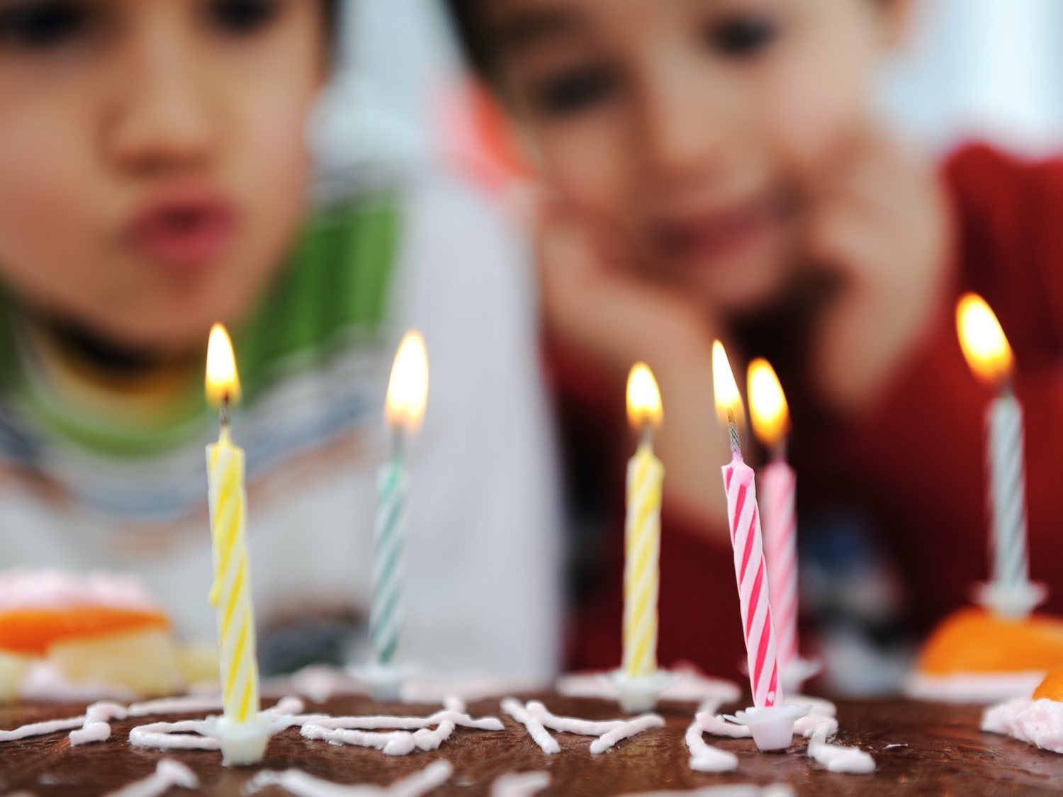 Cuando soplar velas en una fiesta familiar puede costarte la vida: la impactante campaña de Canarias