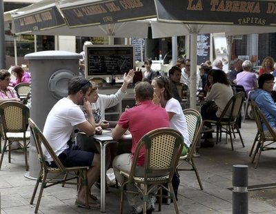 Así puedes tomar algo en la terraza de un bar y asegurarte de no pillar el coronavirus