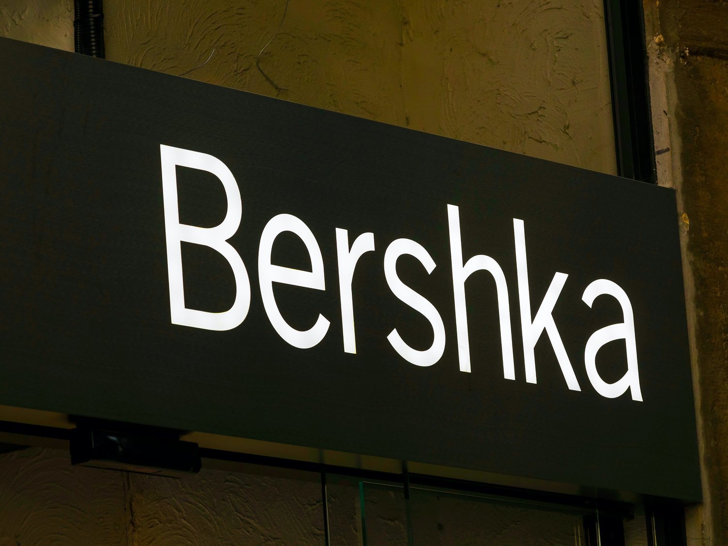 Trabajar en Bershka: así son las condiciones y salarios de sus empleados