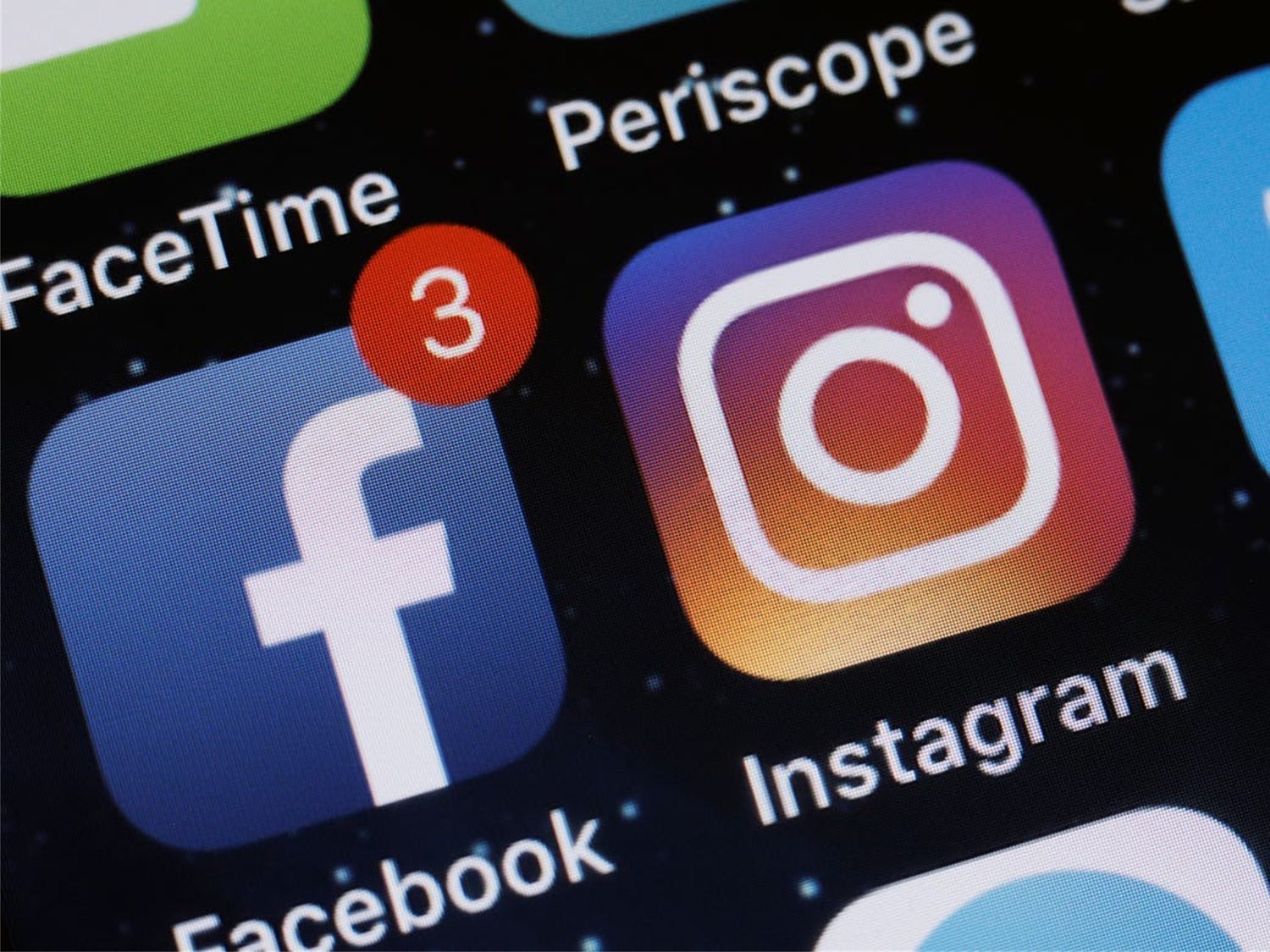 Facebook e Instagram comienzan a fusionar sus servicios de chat