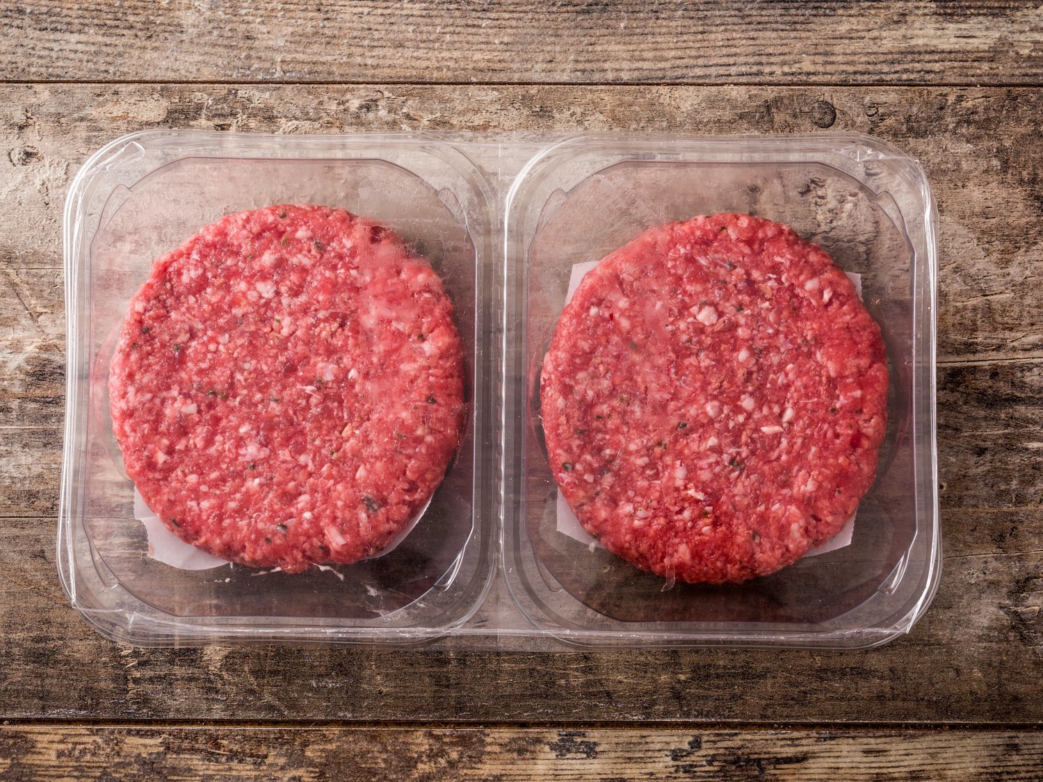 Las mejores y peores hamburguesas de carne picada del supermercado, según la OCU