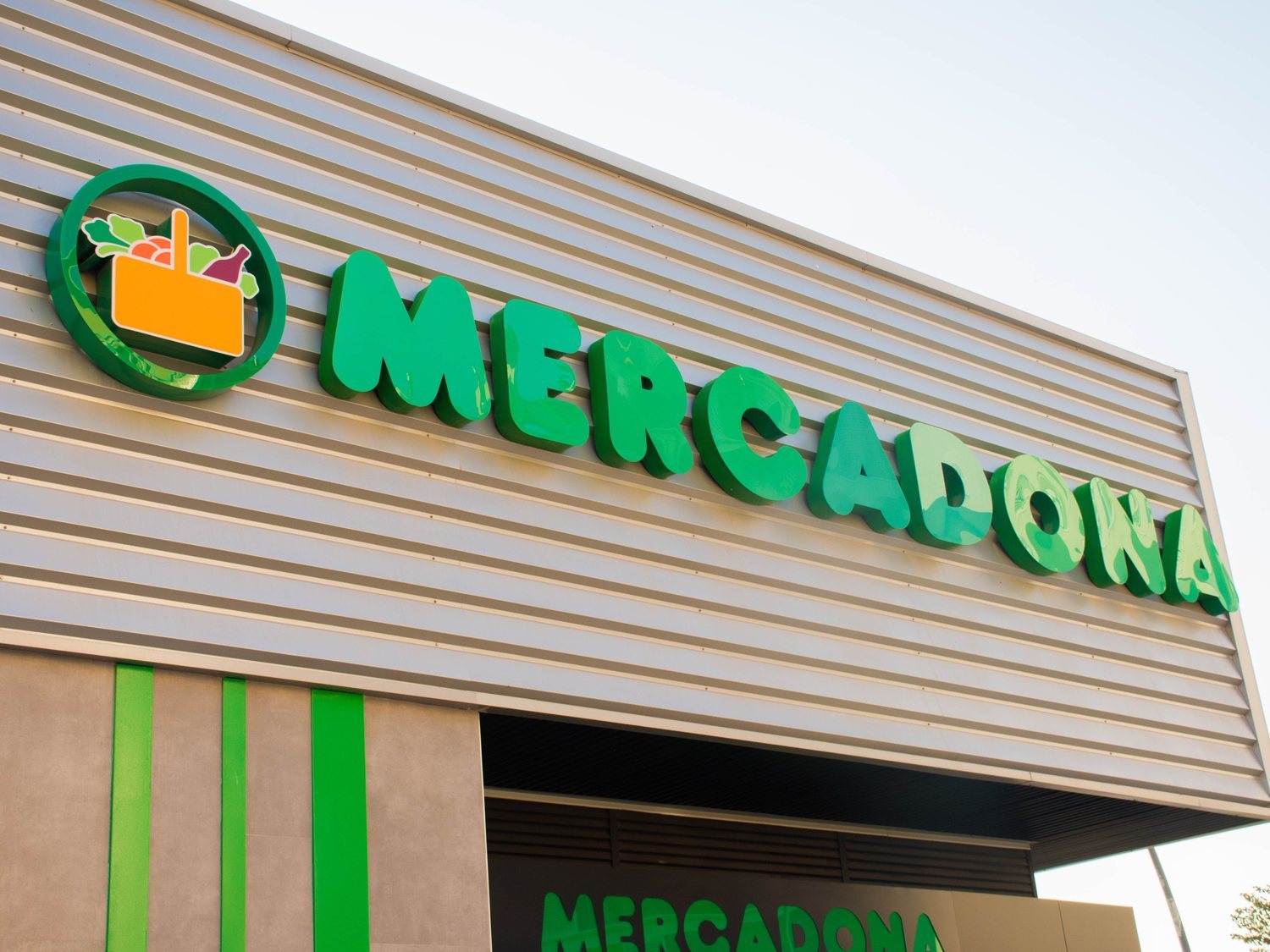 El motivo por el que Mercadona se desprende estos 27 supermercados en España