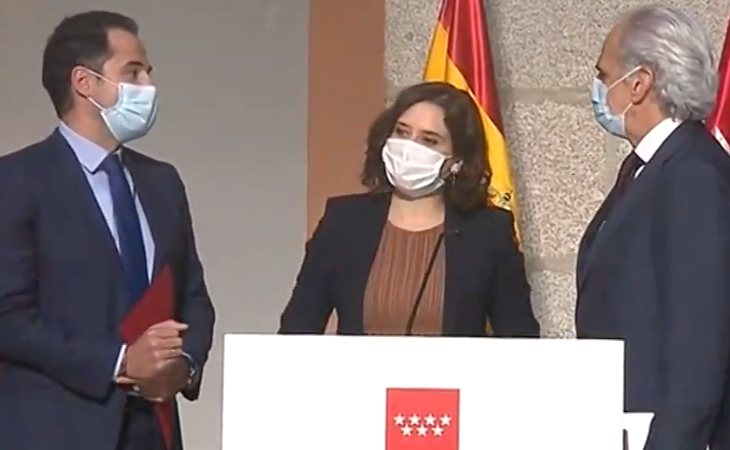 Ignacio Aguado, vicepresidente; Isabel Díaz Ayuso, presidenta; y Enrique Ruiz Escudero, consejero de Sanidad de la Comunidad de Madrid