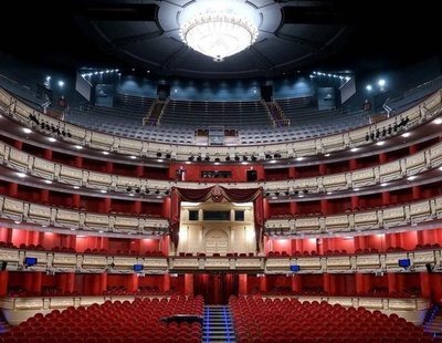 Se suspende una función en el Teatro Real entre gritos y abucheos por la falta de distancia de seguridad