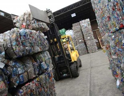 La cara oculta de Ecoembes: una investigación revela la realidad de esta 'ONG' del reciclaje