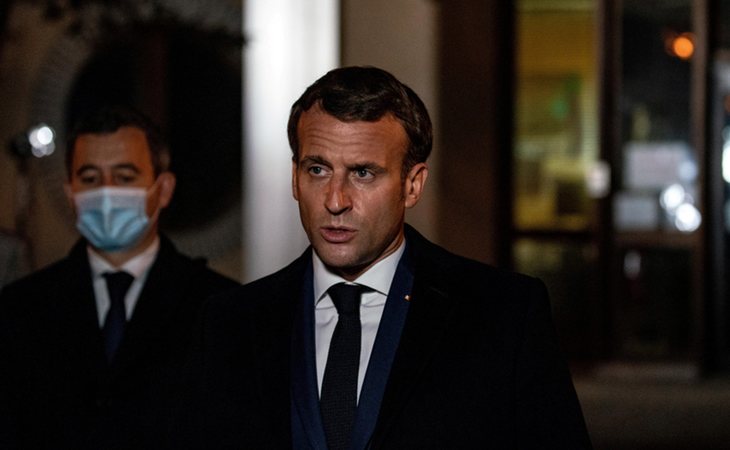 Emmanuel Macron se dirige a los franceses tras el asesinato y decapitación del profesor