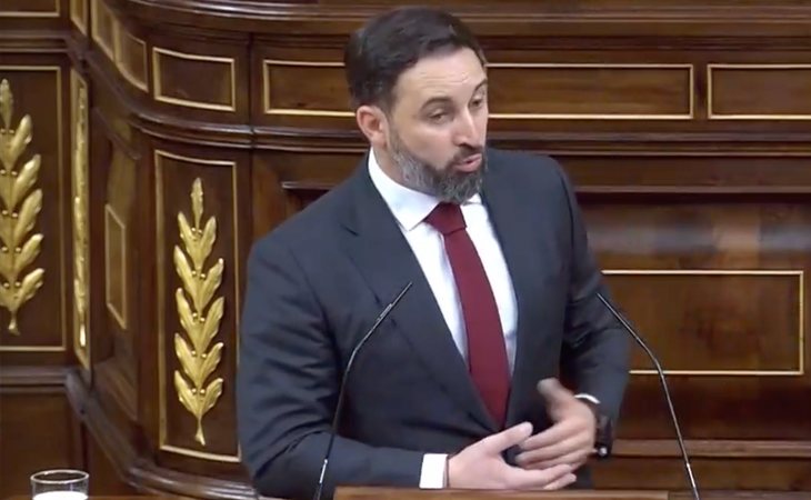 Santiago Abascal niega que estén en contra de mujeres y homosexuales. Argumenta: 'Hay miles de mujeres y homosexuales que nos apoyan'