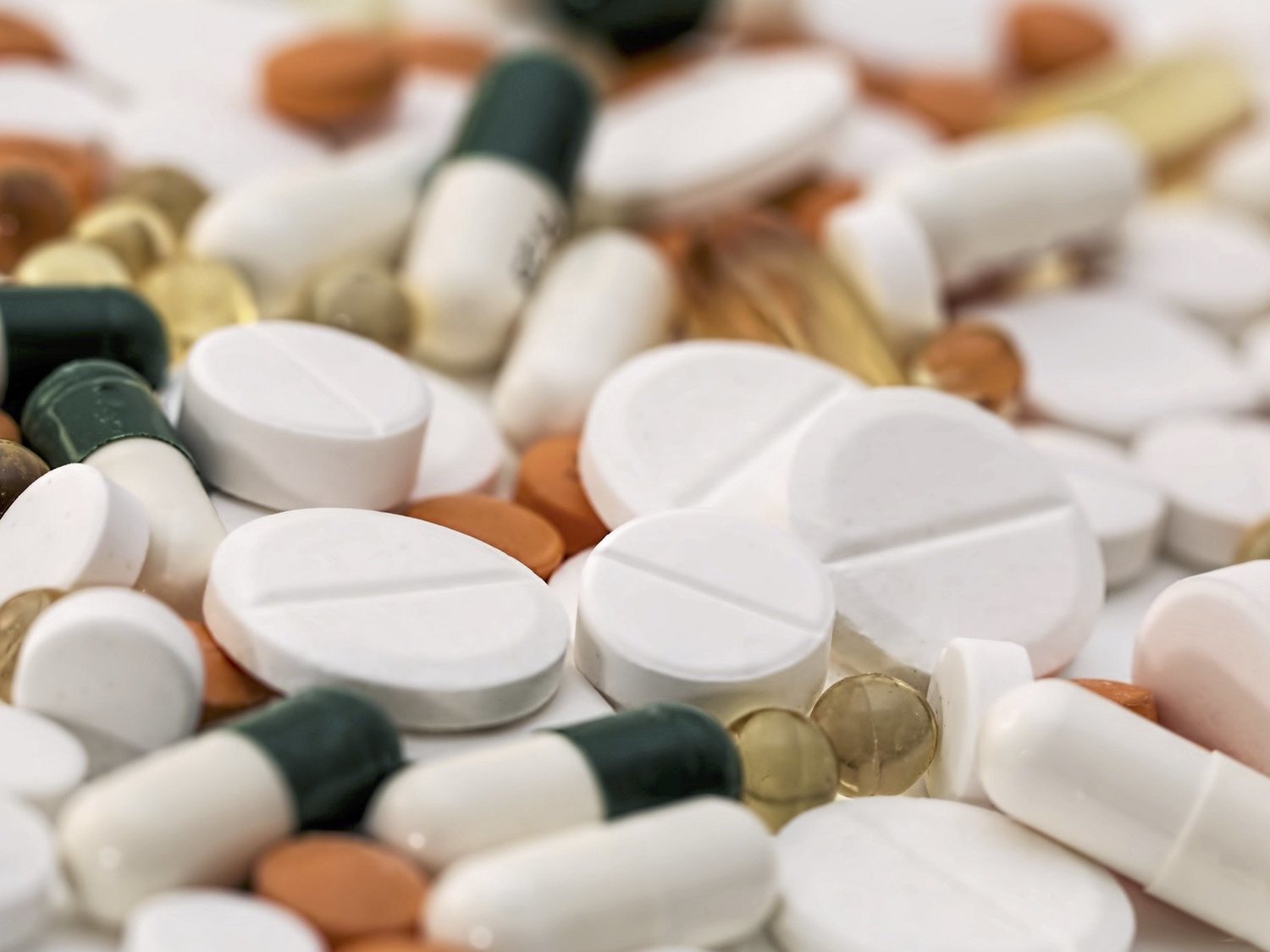 Alerta sanitaria: el Gobierno retira este medicamento sin receta y pide evitar su consumo