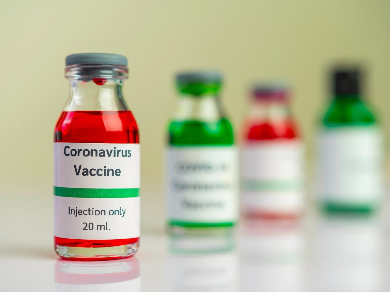 La vacuna contra el coronavirus de Oxford genera una fuerte respuesta inmune en ancianos