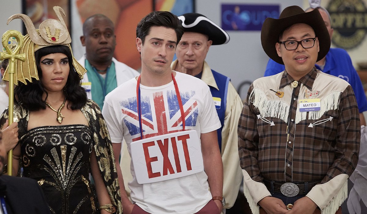 Los protagonistas de 'Superstore' celebran Halloween en el trabajo