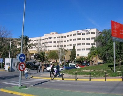 Muere un niño por peritonitis en Alicante tras pasar cinco veces por Urgencias: "Ni una analítica"