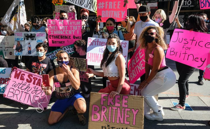 Fans de Britney Spears en una manifestación en su apoyo