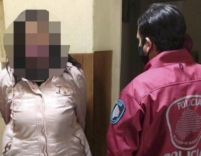 Detenida una madastra por violar a su menor adolescente y enviar los vídeos a la madre por WhatsApp