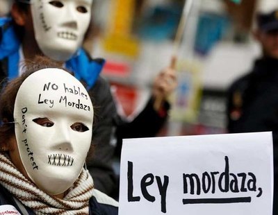 El Constitucional avala la 'Ley Mordaza' y las devoluciones en caliente