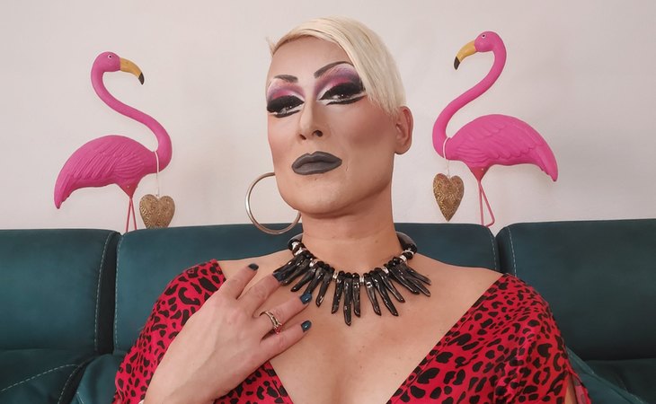 Madame Perlan, la drag queen de VOX