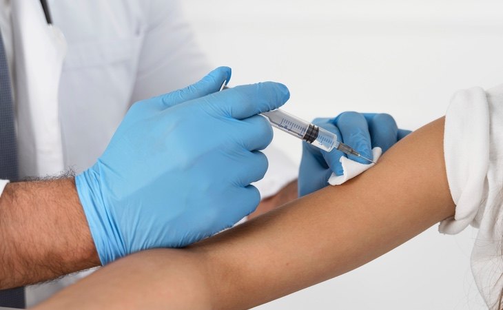 Ya hay fechas para la aprobación de las primeras vacunas en la UE