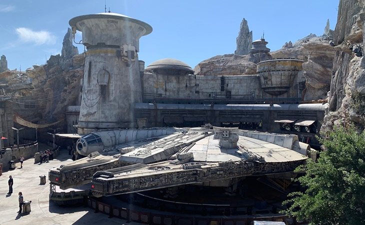 Disney abre el primer parque temático de Star Wars