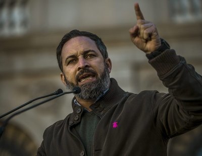 Abascal (VOX) celebra el chantaje de Hungría y Polonia a la UE en pleno acoso a la población LGTBI