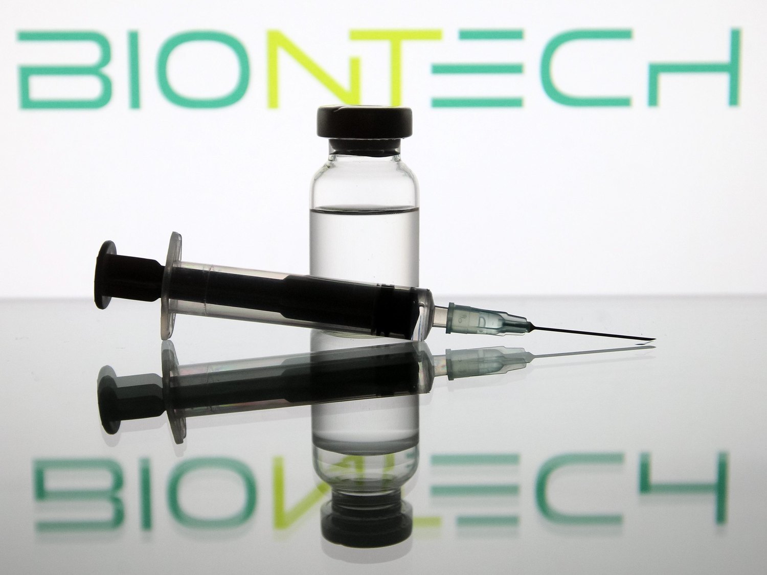 BioNTech podría crear una vacuna en seis semanas contra la nueva cepa de la Covid-19