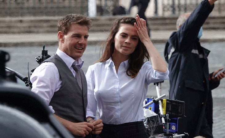 Tom Cruise y Hayley Atwell en el set de rodaje de 'Mission: Impossible 7', de Christopher McQuarrie