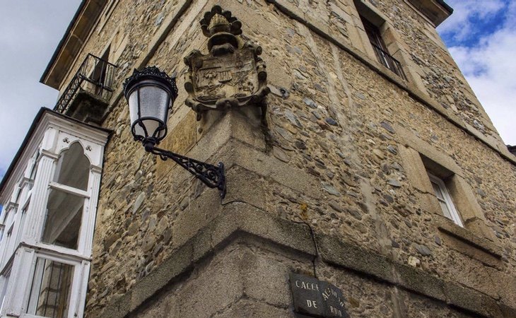 Molinaseca también destaca por sus casas nobiliarias