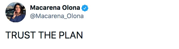 Tuit de Macarena Olona (VOX) con lema del QAnon