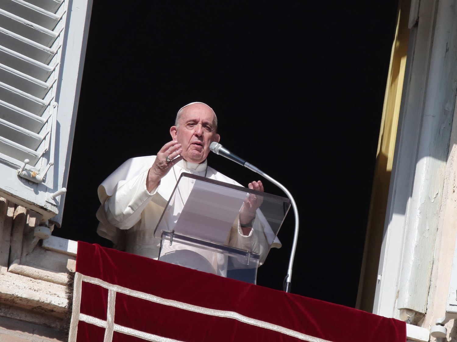 ¿Apagón y disparos en el Vaticano? ¿Se ha detenido al Papa? La verdad tras los rumores