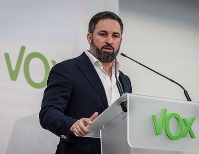 Twitter suspende la cuenta de VOX por incitar al odio contra los musulmanes y Abascal anuncia querella