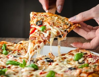 Alerta alimentaria: retiran de la venta estas populares pizzas del supermercado por listeriosis