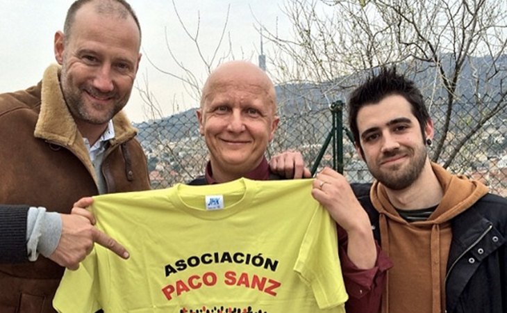 Paco Sanz junto a Pedro García Aguado y el youtuber AuronPlay, famosos a los que estafó