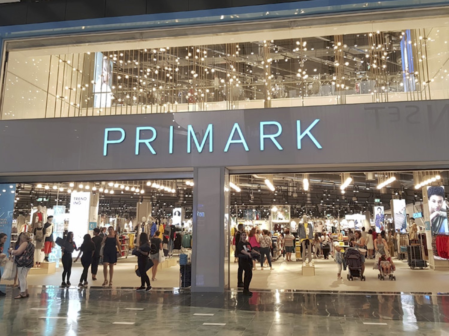 Estas son las siete tiendas que Primark abrirá en España en 2021 y 2022: está buscando empleados