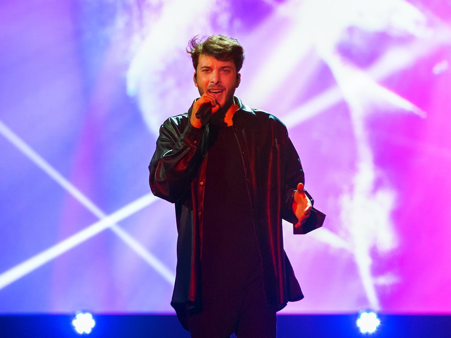 'Memoria' o 'Voy a quedarme' ¿Cuál es la mejor canción para Blas Cantó en Eurovisión 2021?
