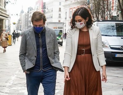 Almeida, tras fotografiarse ante una tienda de bodas con Ayuso: "Cualquier hombre querría estar con ella"