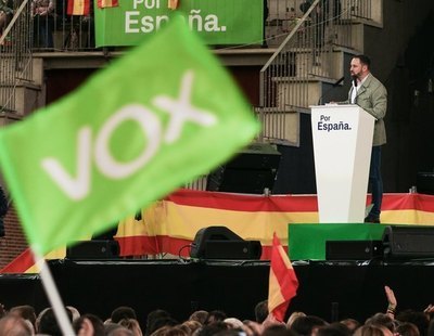 La estrategia de VOX con el veto parental: ¿Hacer caer los Gobiernos de Madrid y Andalucía para forzar elecciones?