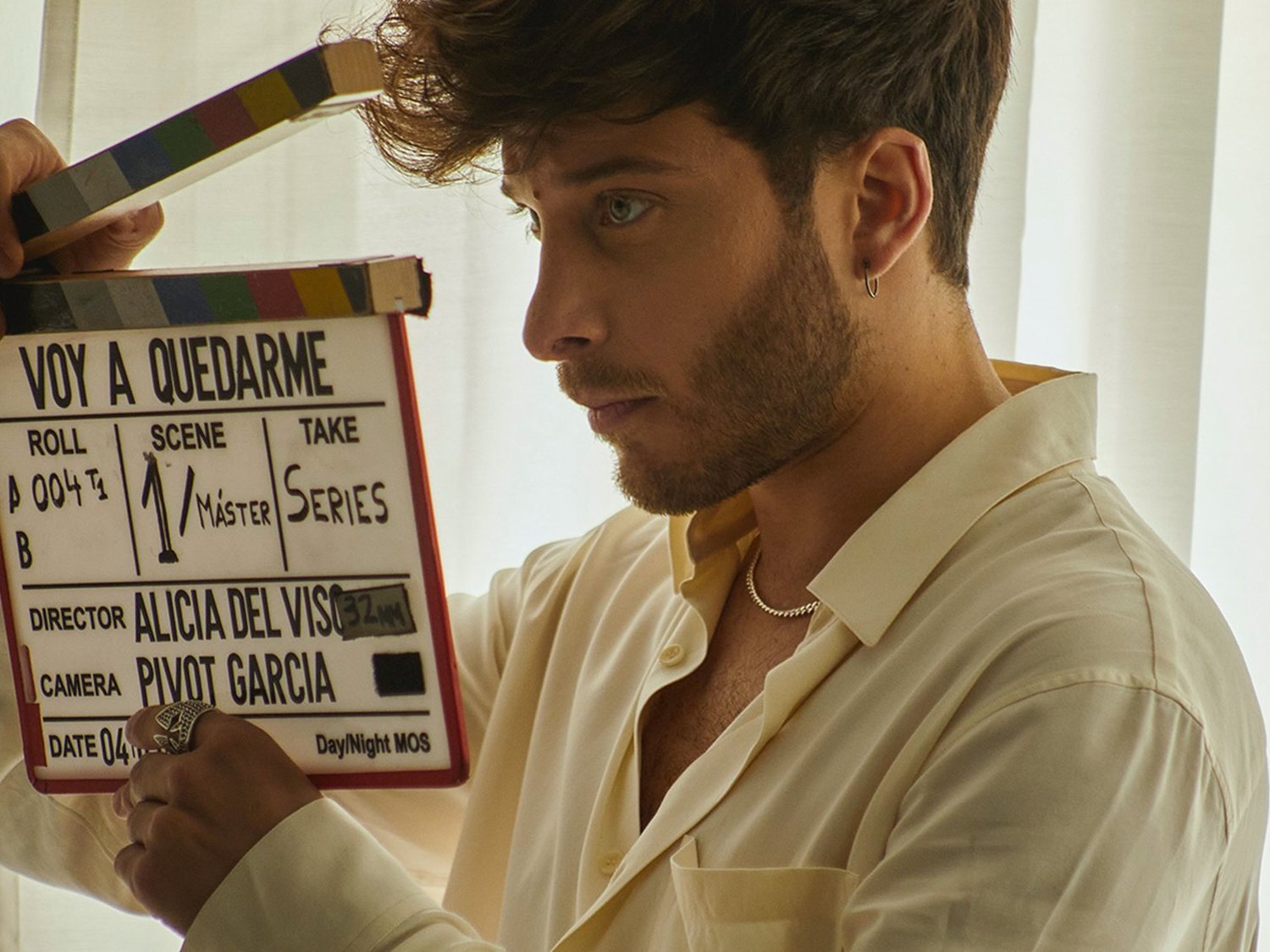 Blas Cantó recuerda a su abuela en el videoclip de 'Voy a quedarme' para Eurovisión 2021