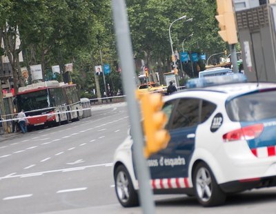 Graban a un policía de Barcelona amenazando a un detenido: "Te reviento. Lo pagarás. Soy Policía"