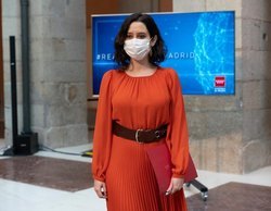 El PP de Ayuso sube en los sondeos y estaría a 21 escaños de la mayoría absoluta en Madrid