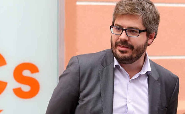 Fran Hervías cambia de chaqueta y salta de Ciudadanos al PP