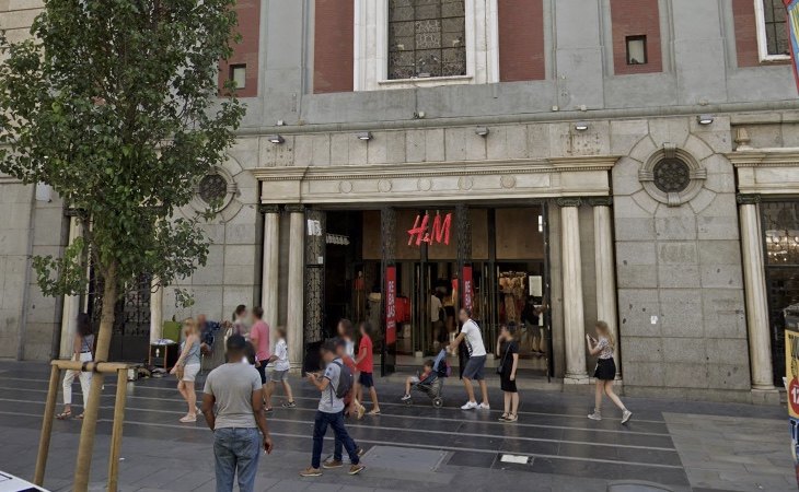 La tienda de H&M en Gran Vía es uno de los locales que ya han bajado la persiana