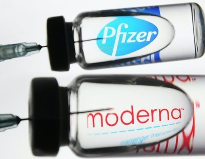 ¿Es buena idea retrasar la segunda dosis de Pfizer y Moderna? Esto dice la ciencia