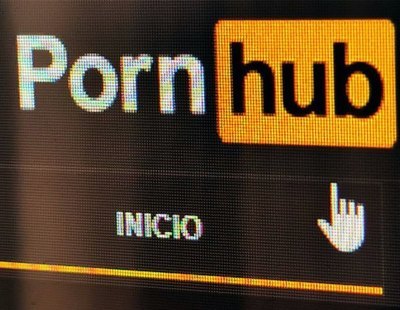 Neonazis ultrarreligiosos le declaran la guerra a muerte a Pornhub y a sus empleados