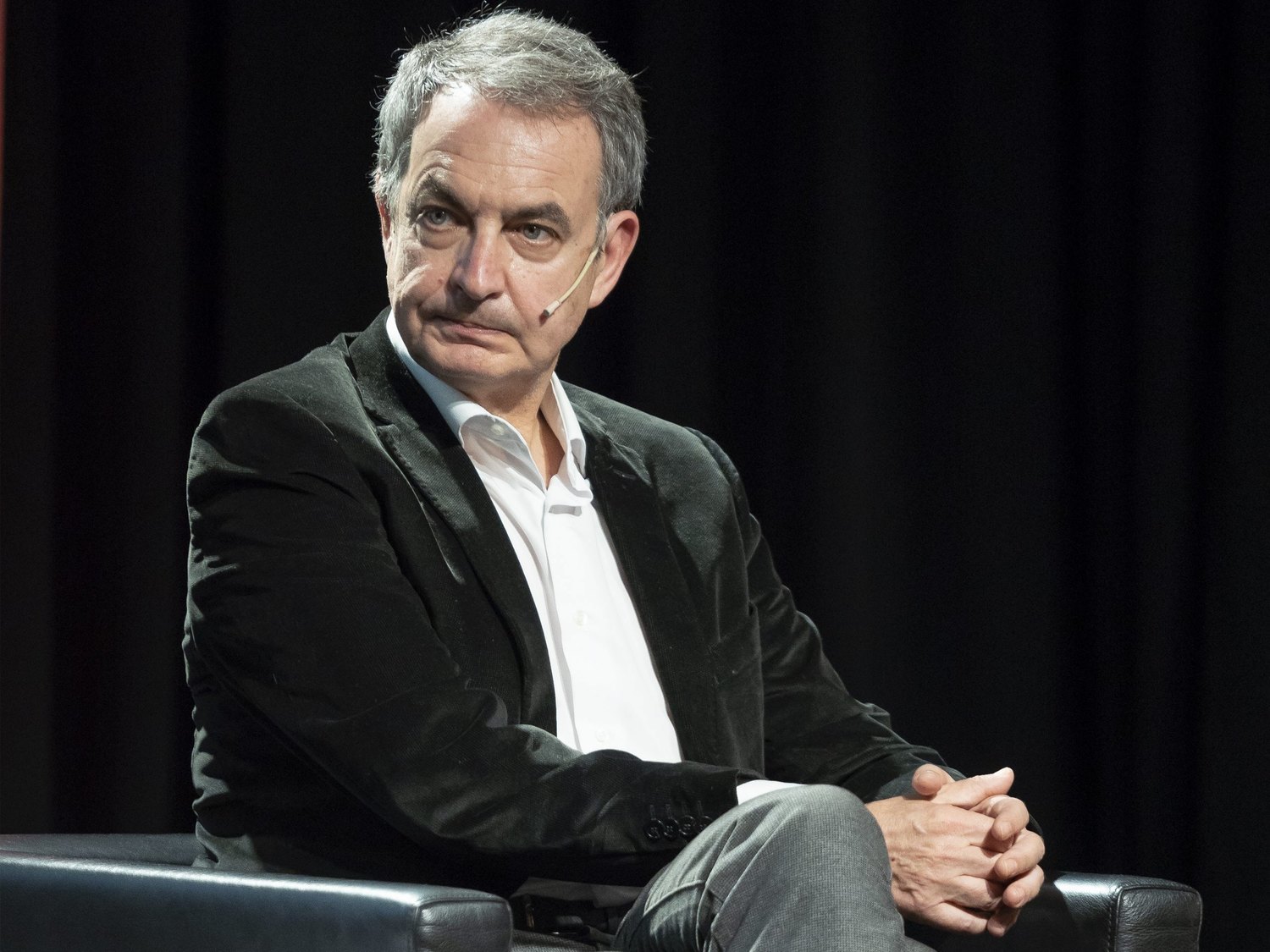 Correos intercepta una carta con dos balas dirigida al expresidente Zapatero