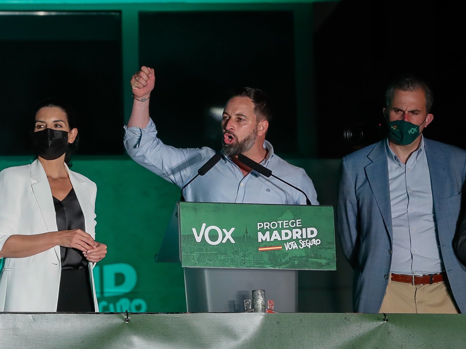 Denuncian a VOX por financiación ilegal, blanqueo de capitales y malversación de fondos