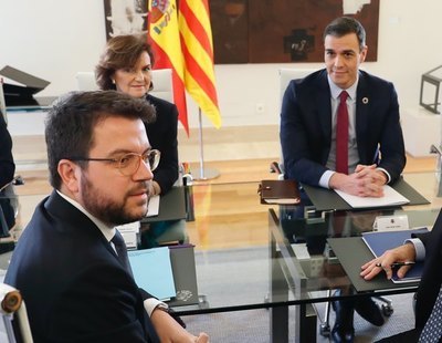 El plan del Gobierno para la mesa de diálogo: un referéndum para un nuevo Estatuto en Cataluña