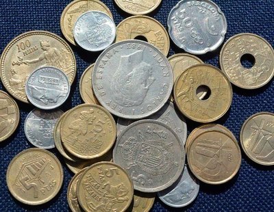 ¿Recuerdas las pesetas? El razón del agujero de la moneda de 25 y otras curiosidades