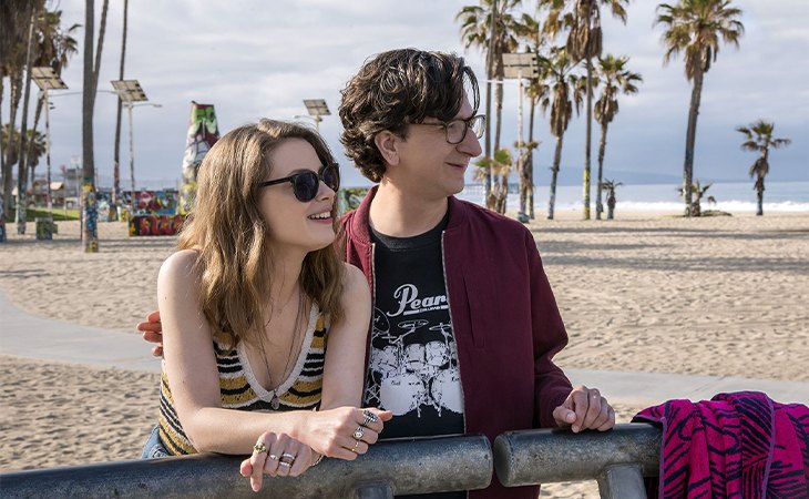 Gillian Jacobs y Paul Rust en 'Love'